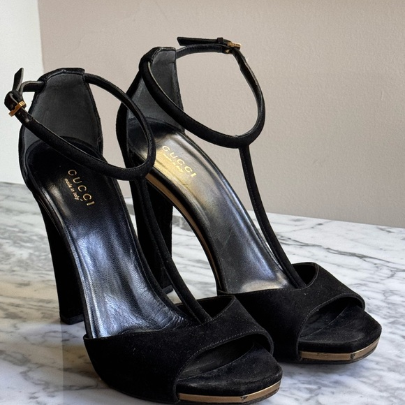 Gucci suede ankle strap heels size European 38,5 - Picture 2 of 7